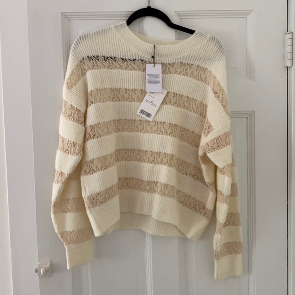 Adorable Mango Cream & Lace sweater